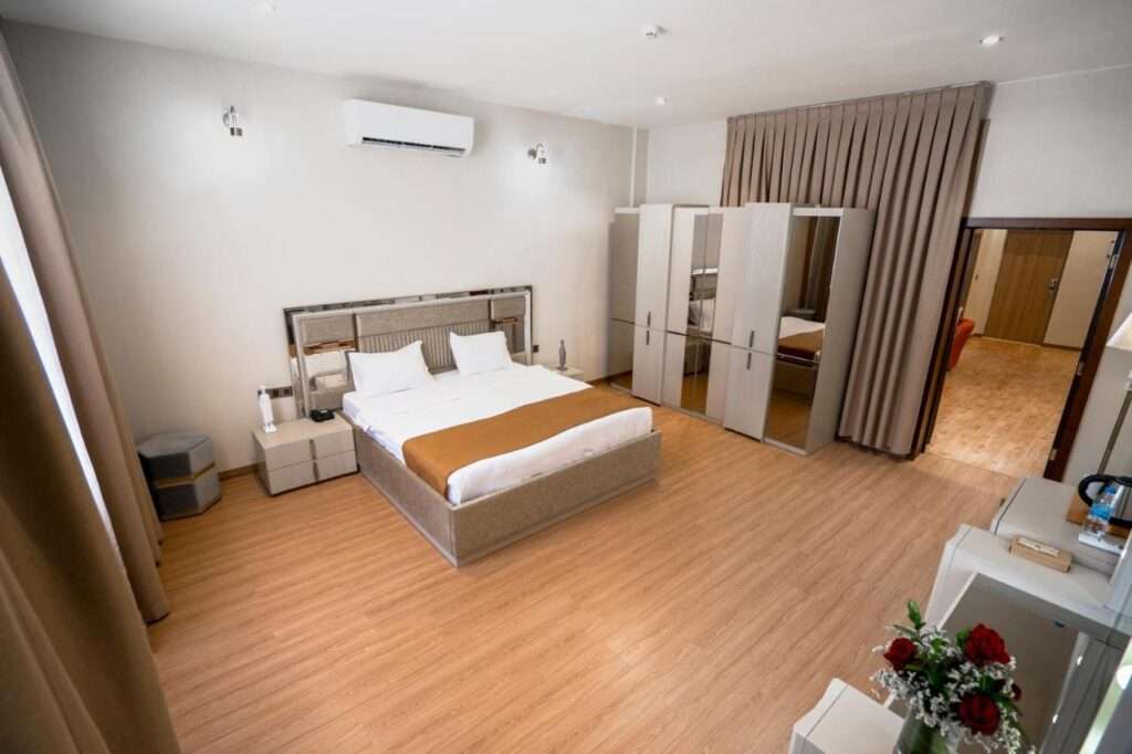 Al Yarmouk International Hotel Junior Suite